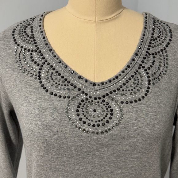 Quacker Factory Gray Embellished Women's Tunic Top SZXS. - Picture 11 of 13